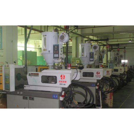 Injection molding machine 15